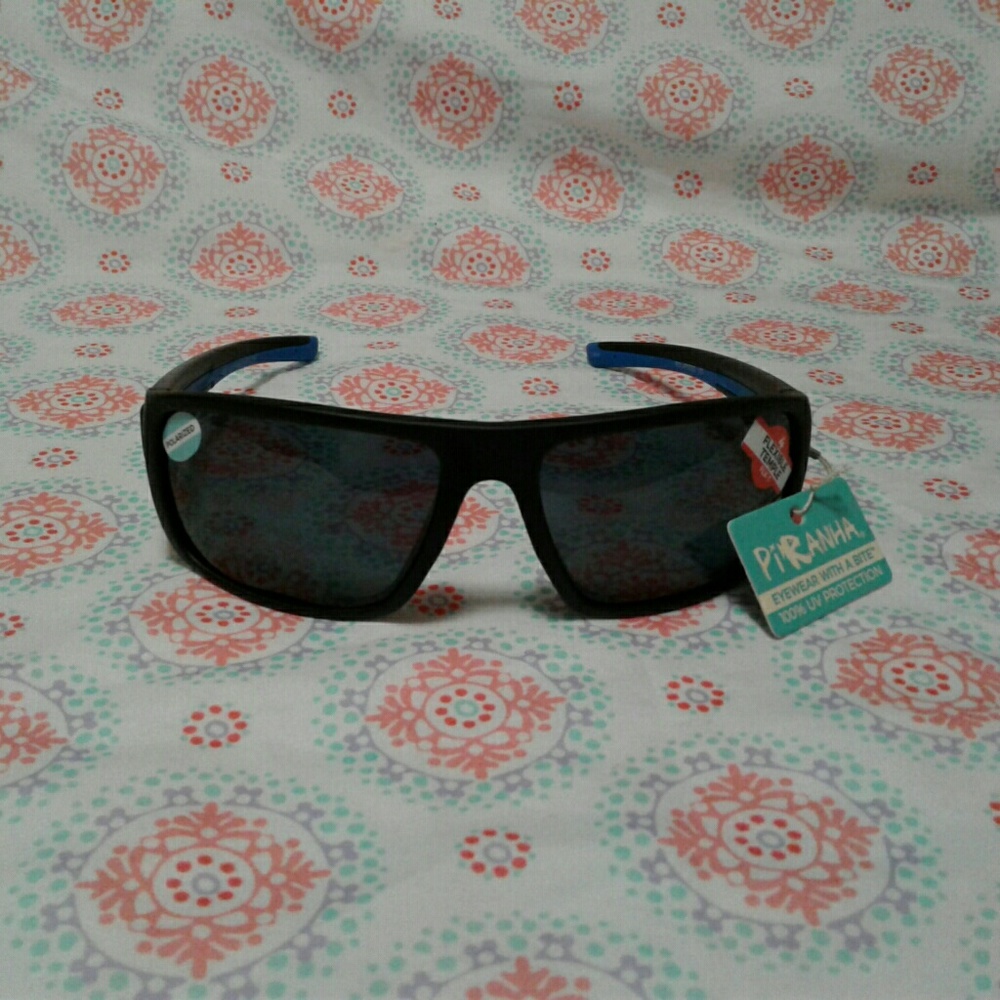 Piranha 'Smooth' Sunglasses